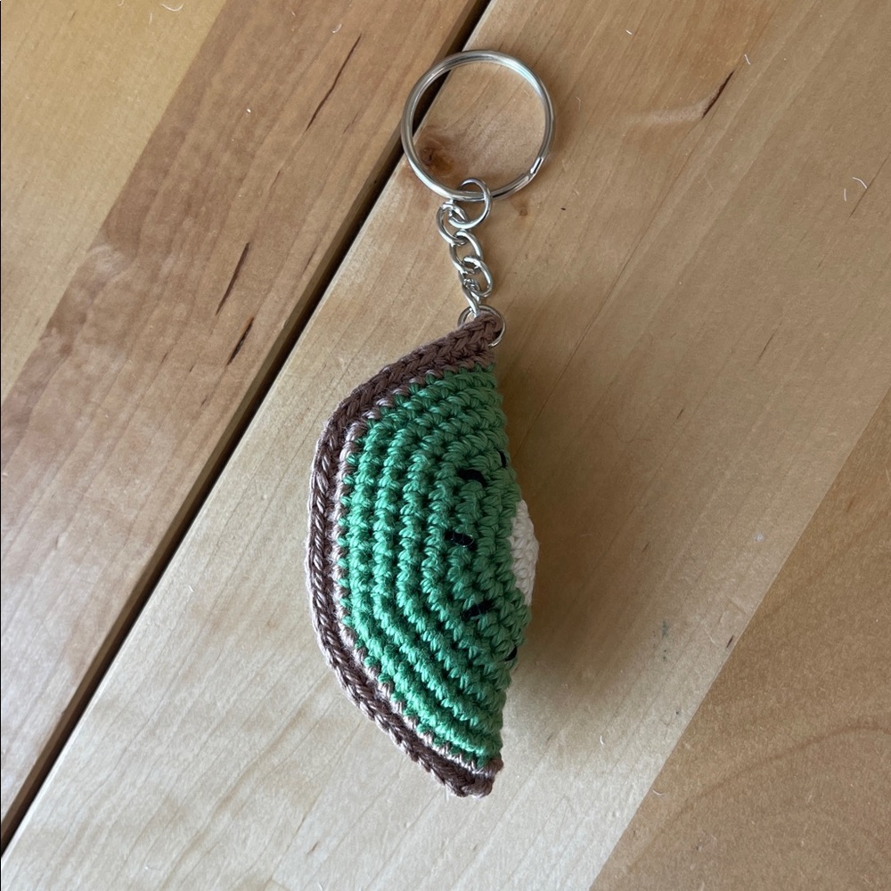 Handcrafted Fruit Slice Keychain Accessory - Summer Crochet Bag Charm Sunny - Picture 11 of 16